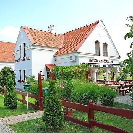 HegykőNyerges Vendegfogado住宿加早餐旅馆 外观 照片